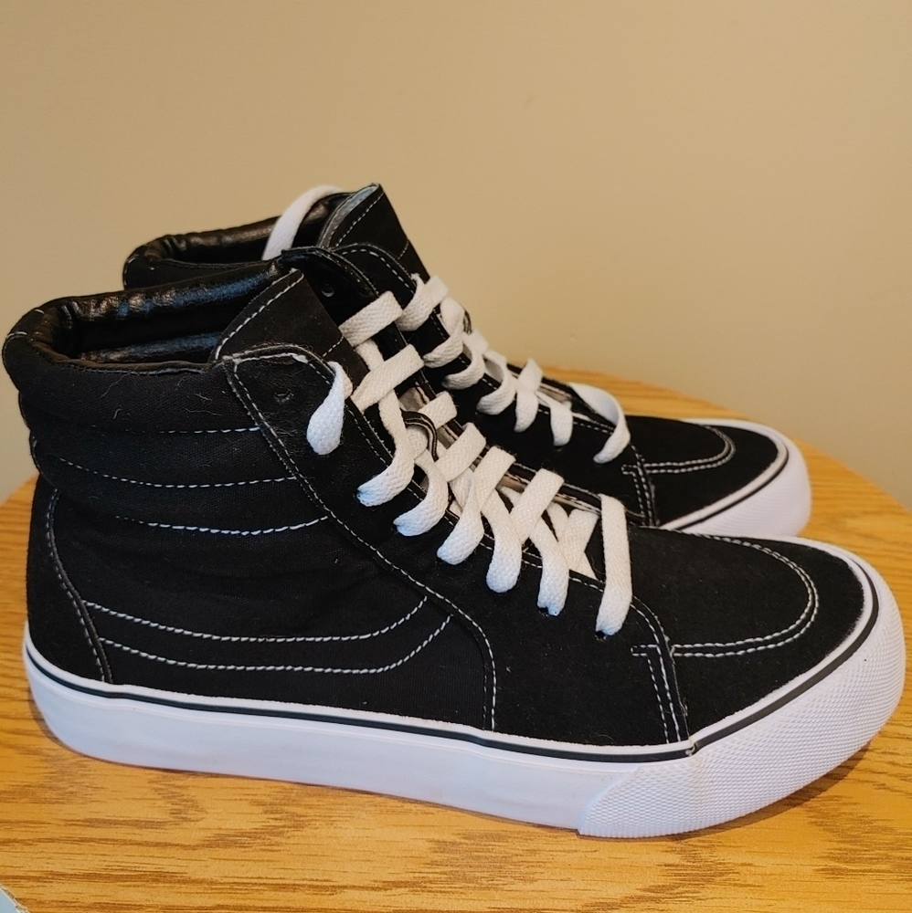 Fashion high top canvas sneakers for men size 8 black‎